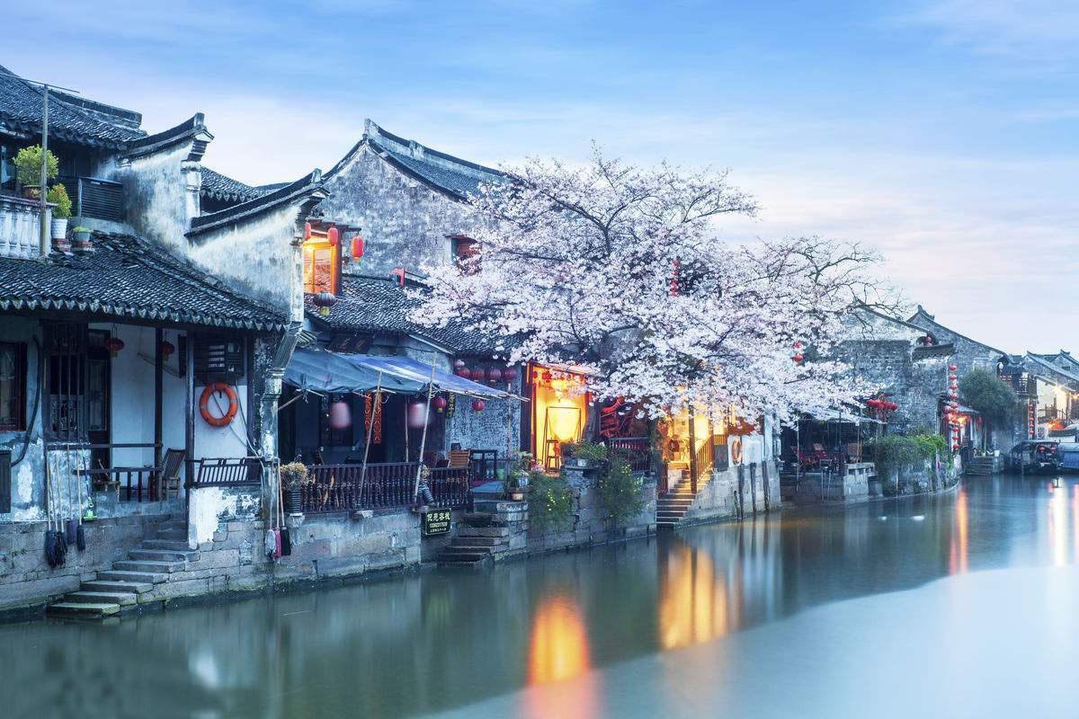童年乐园这篇文章的结构是什么？游戏画面
